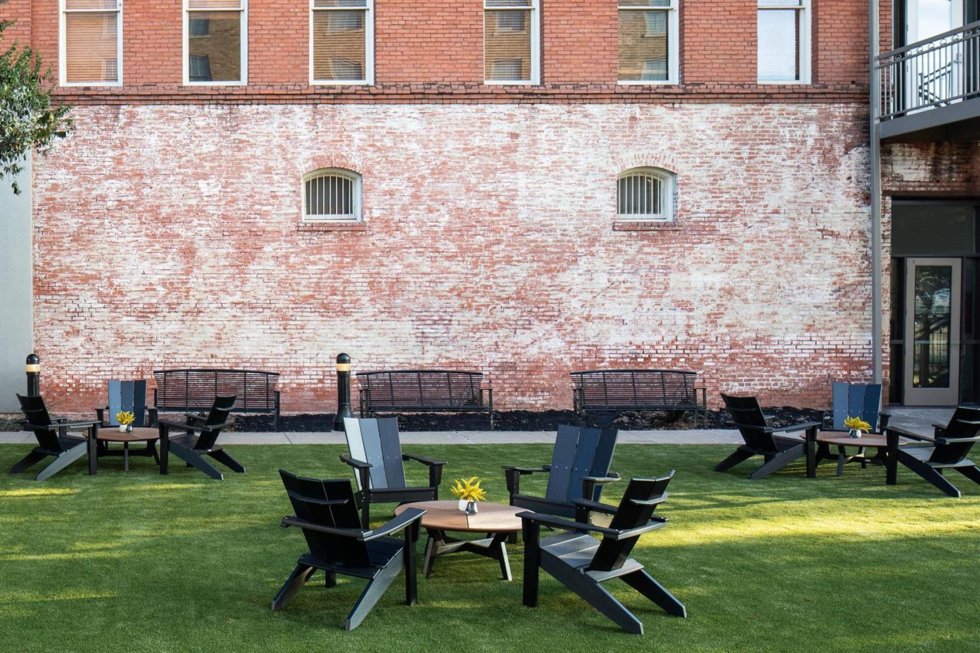 The Lasalle Hotel, Bryan College Station, A Tribute Portfolio Hotel Экстерьер фото