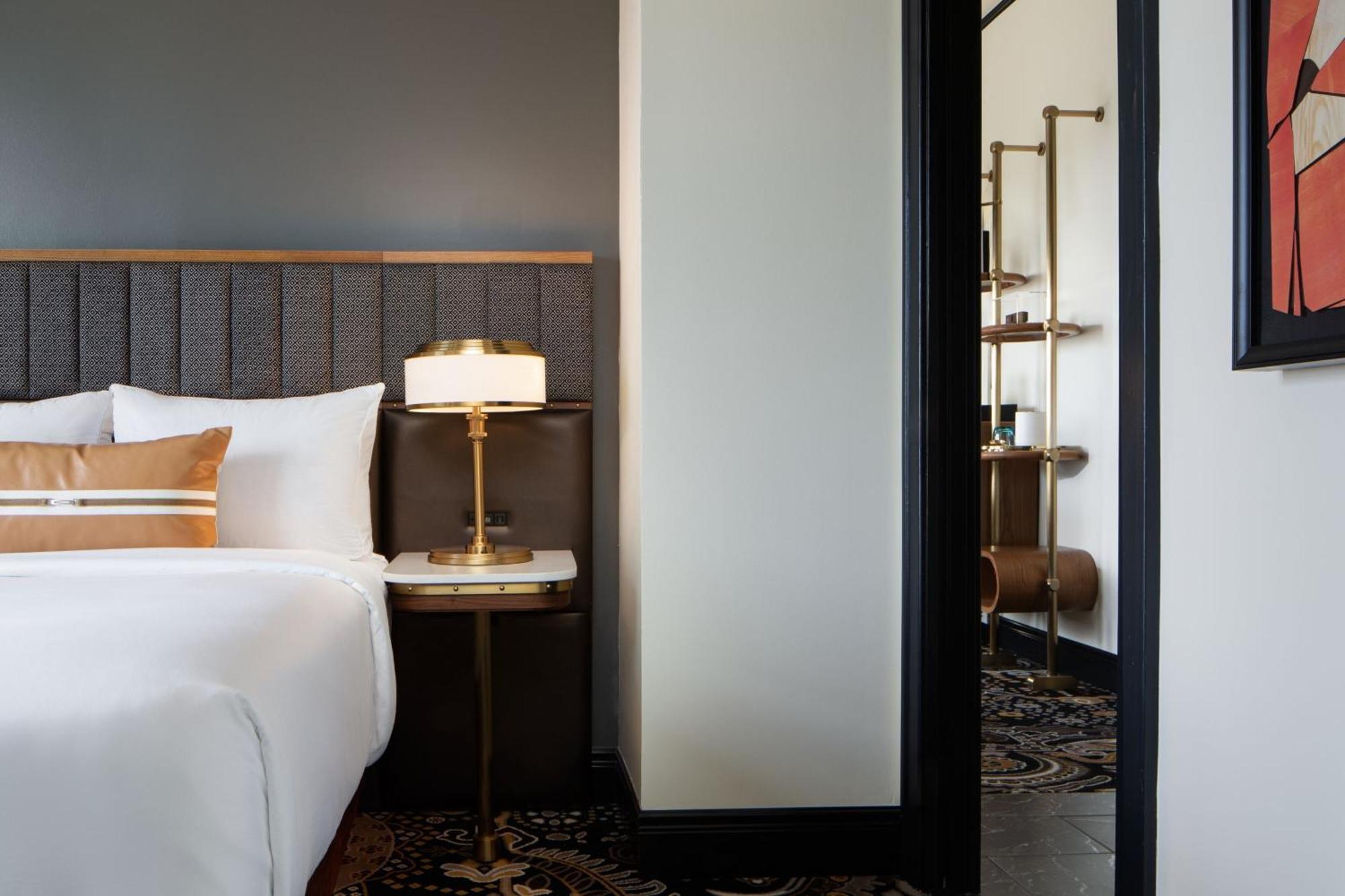 The Lasalle Hotel, Bryan College Station, A Tribute Portfolio Hotel Экстерьер фото