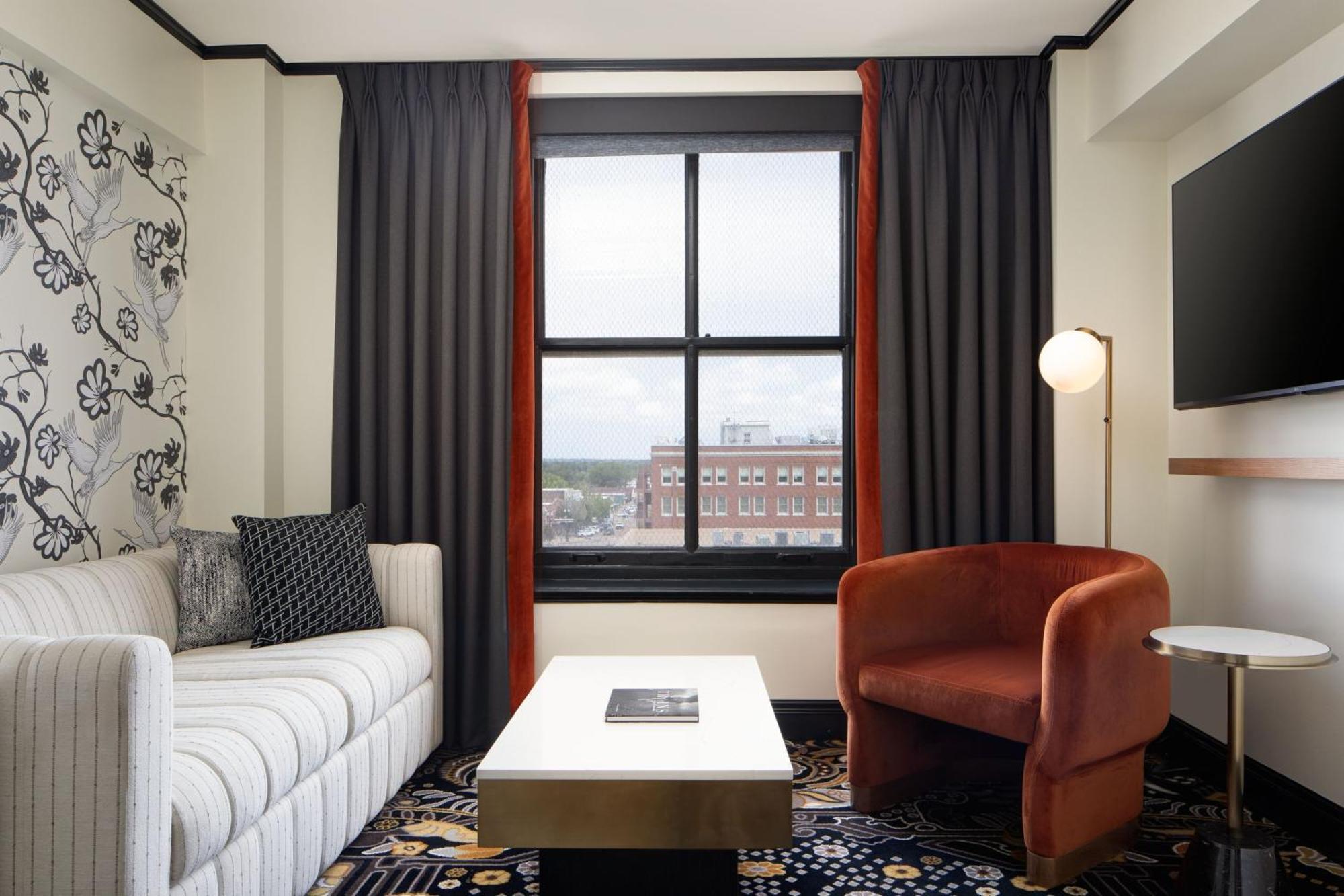 The Lasalle Hotel, Bryan College Station, A Tribute Portfolio Hotel Экстерьер фото