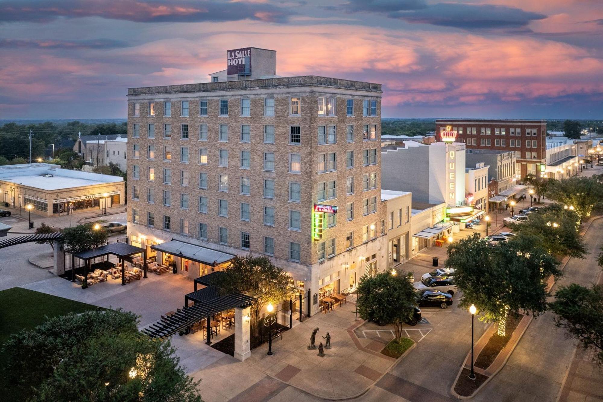 The Lasalle Hotel, Bryan College Station, A Tribute Portfolio Hotel Экстерьер фото