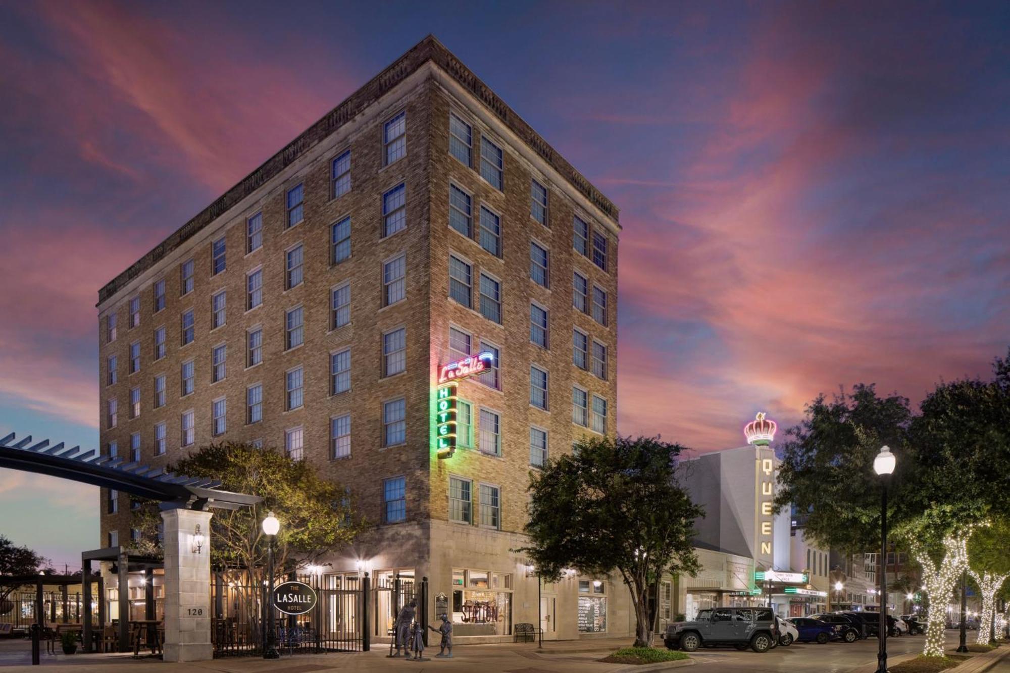 The Lasalle Hotel, Bryan College Station, A Tribute Portfolio Hotel Экстерьер фото